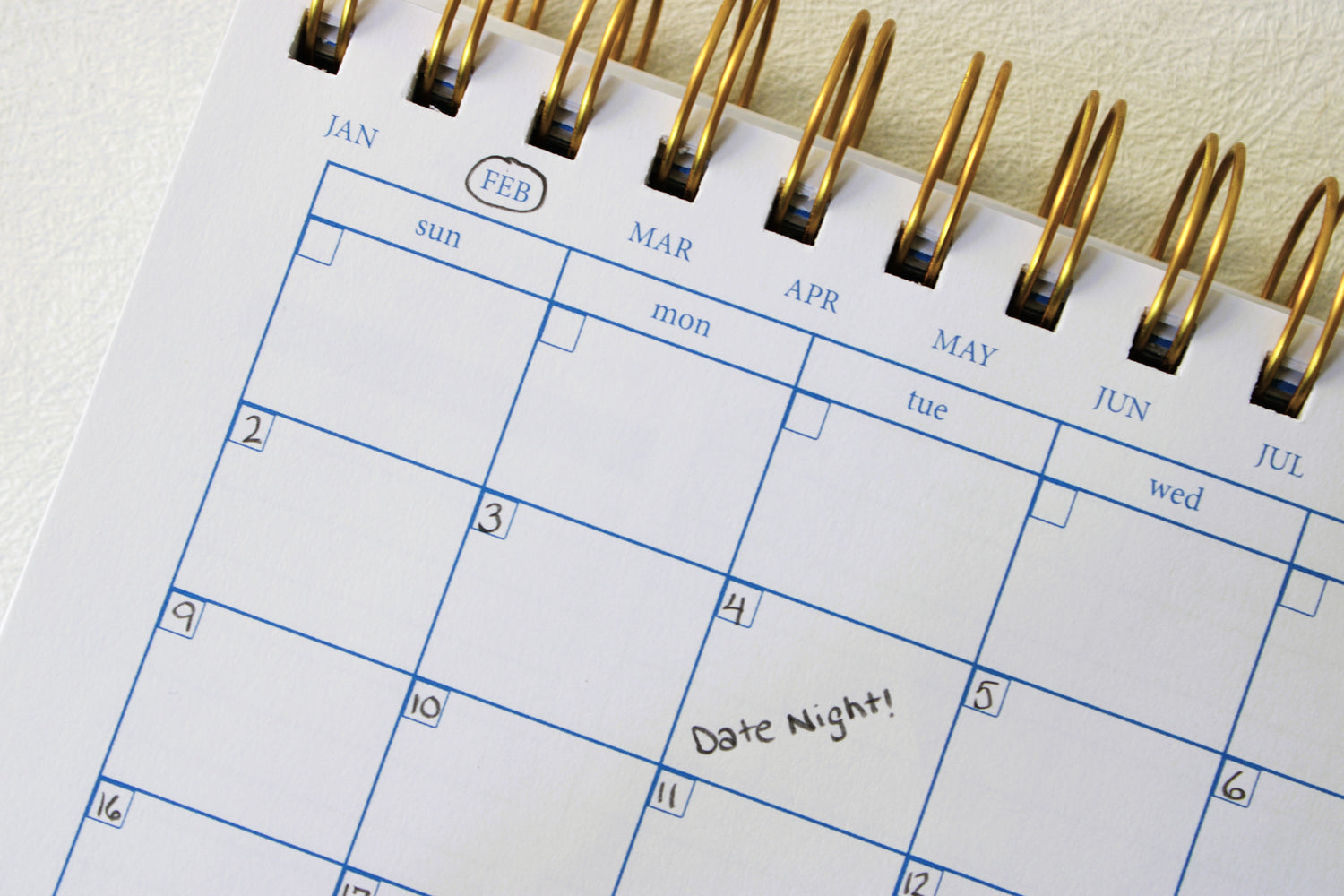 Calendar pages to schedule appointments and date nights